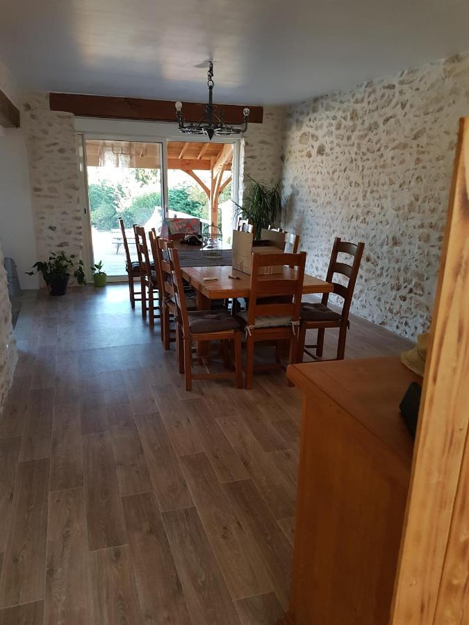 Bed and Breakfast Le Pre De La Rue Bouesse Exterior foto