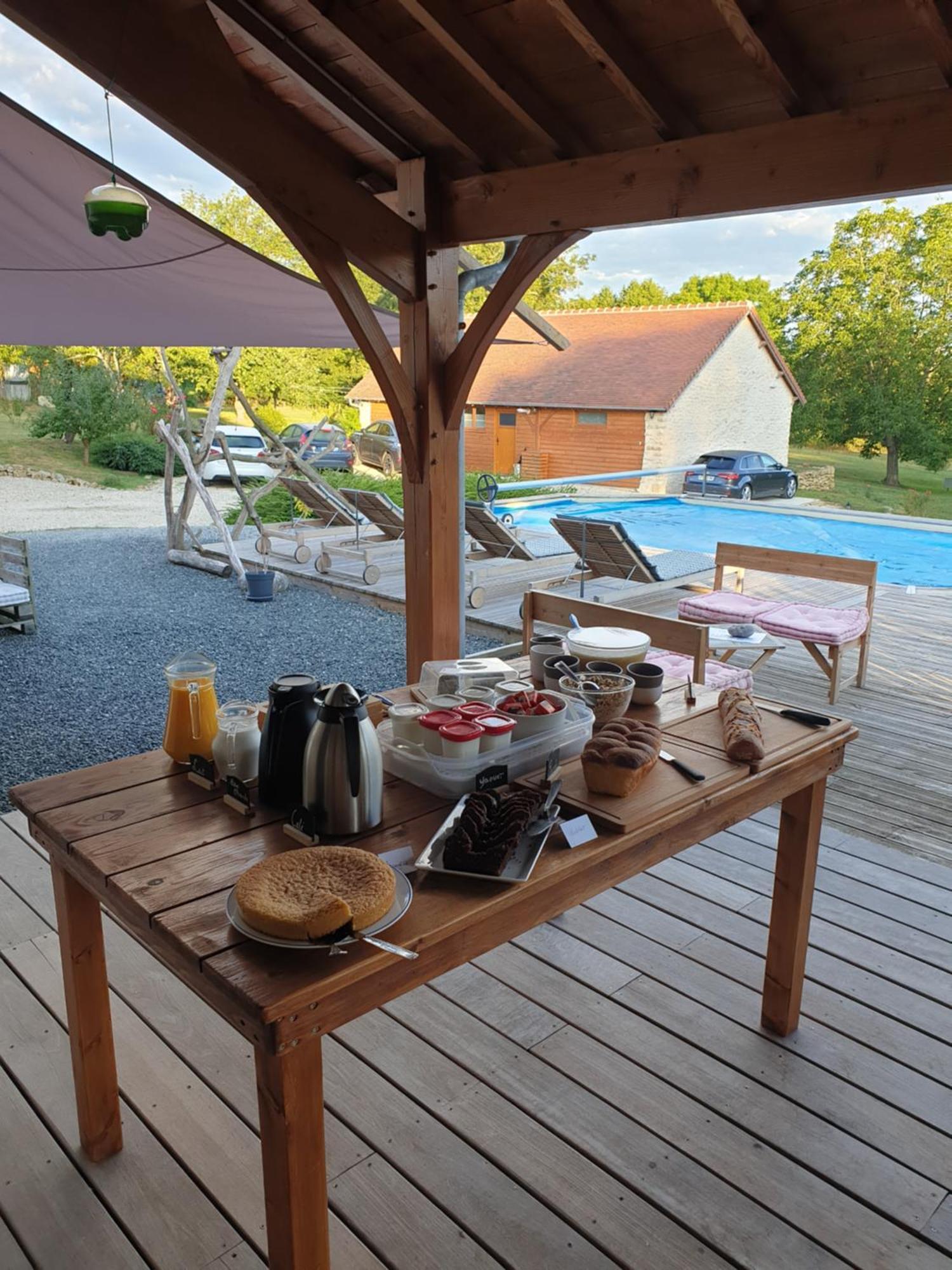 Bed and Breakfast Le Pre De La Rue Bouesse Exterior foto